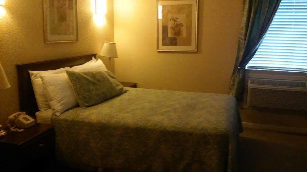 Athens Hotel & Suites Houston Eksteriør billede